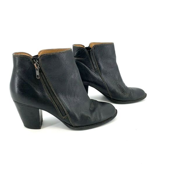 sofft ankle boots black